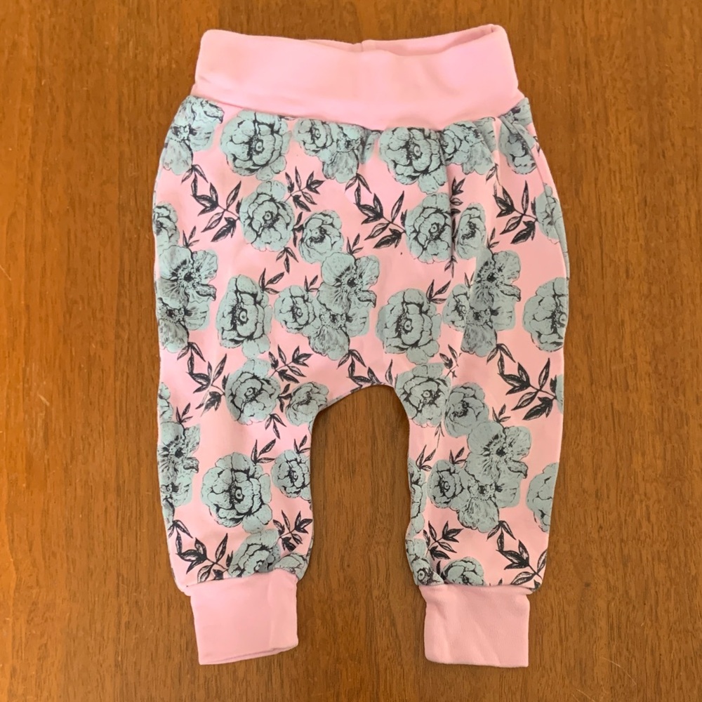 🍊5/$25 Floral Baby Pants in Pink and Blue